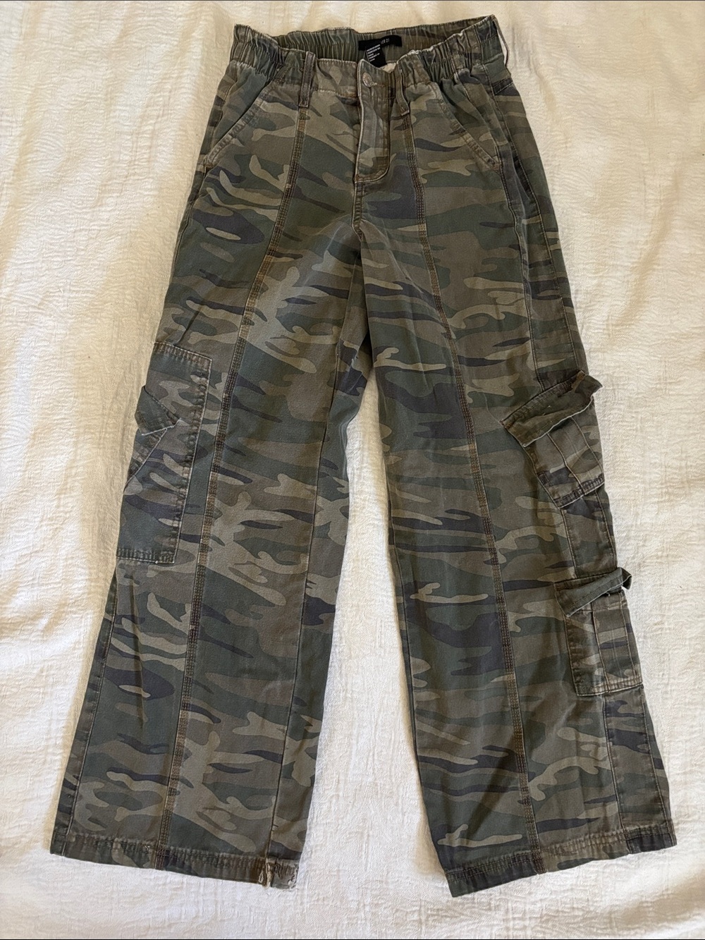 Forever21 Camo Cargo Pants